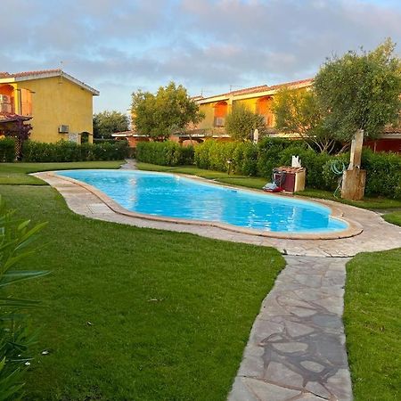 Villa Juniperus Porto Pino Sant'Anna Arresi Eksteriør billede