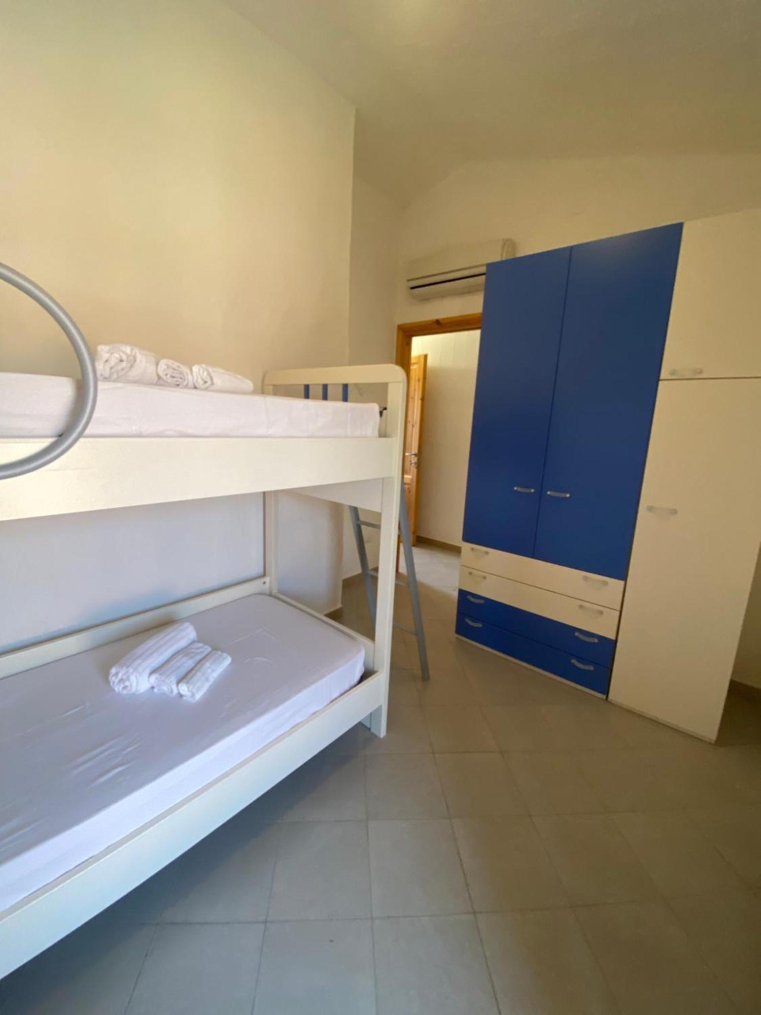 Villa Juniperus Porto Pino Sant'Anna Arresi Eksteriør billede
